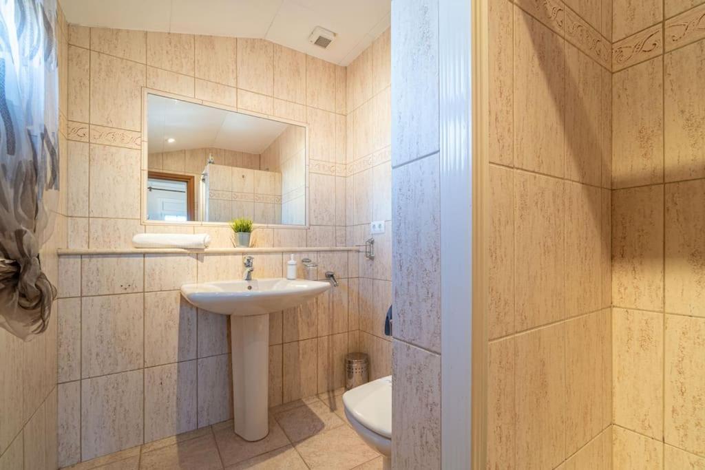 Sm21-Gran Casa De Vacaciones En La Playa, 4 Habitaciones, Climatizada, Piscina, Barbacoa Y Wifi Ampuriabrava Exterior foto