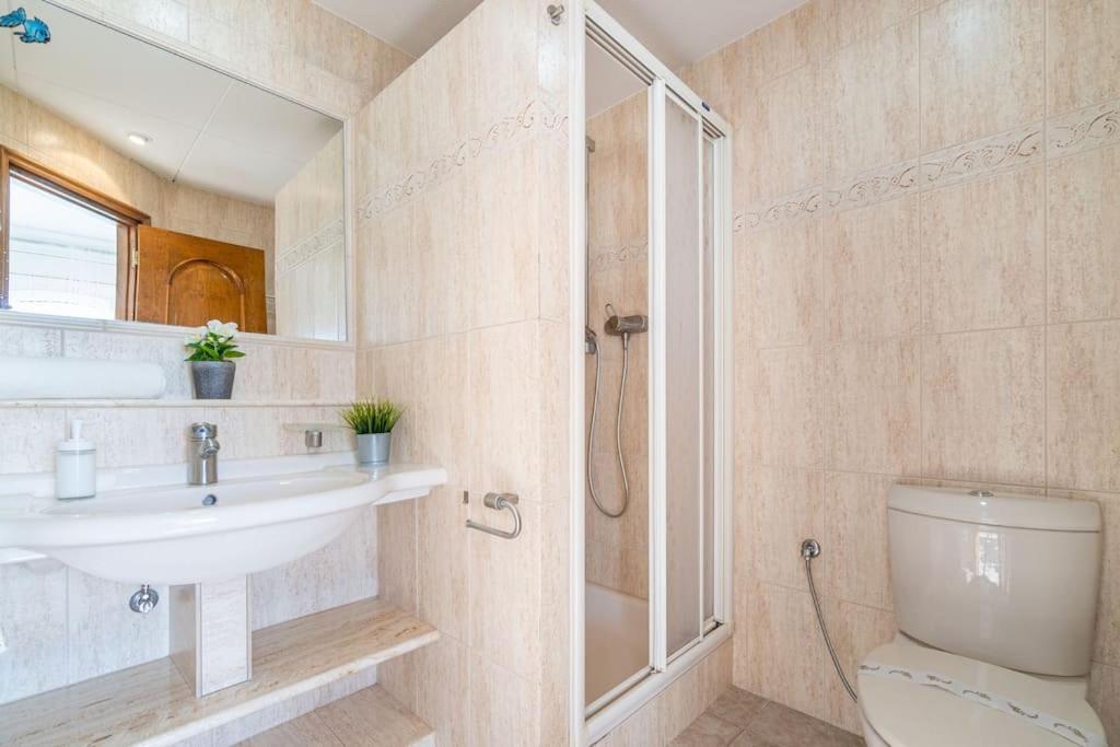 Sm21-Gran Casa De Vacaciones En La Playa, 4 Habitaciones, Climatizada, Piscina, Barbacoa Y Wifi Ampuriabrava Exterior foto